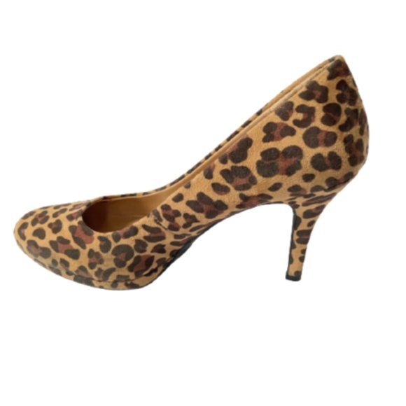 Merona Shoes - 5/$35 Merona Leopard Print Heels - 8